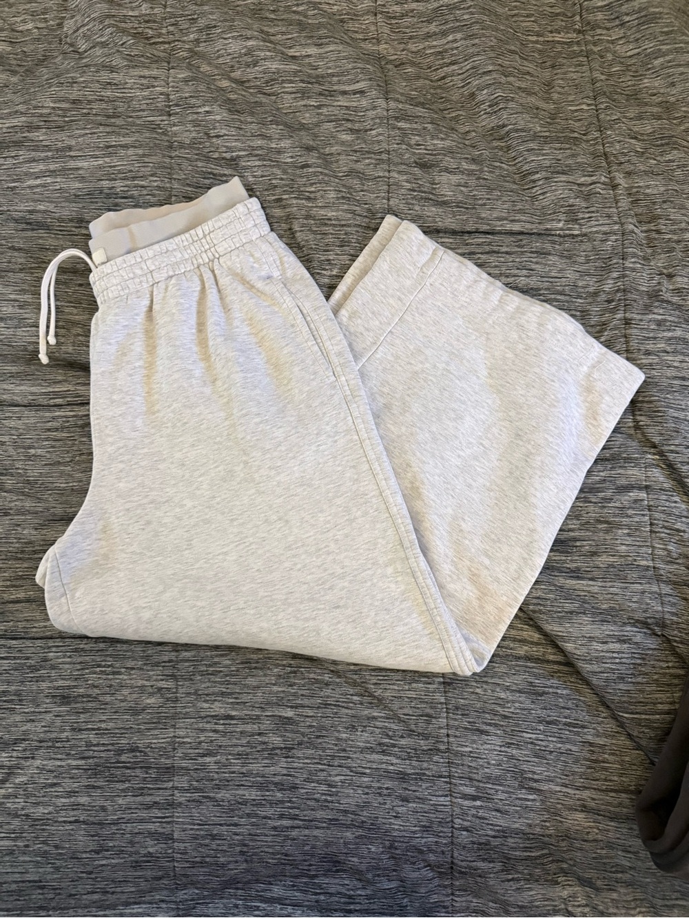 SKIMS Light Gray Straight-Leg Sweatpants